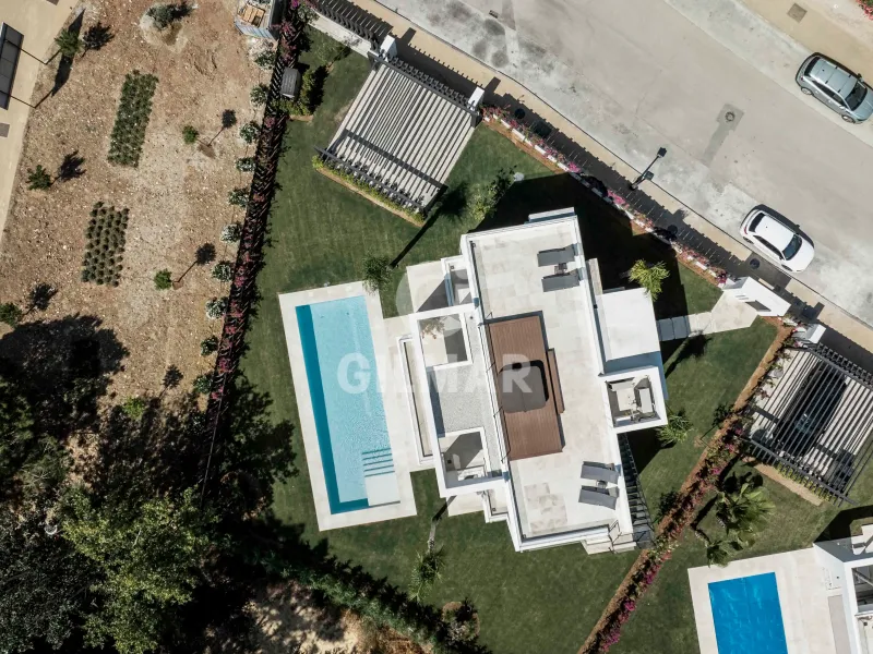 Villa in Estepona Este - Málaga