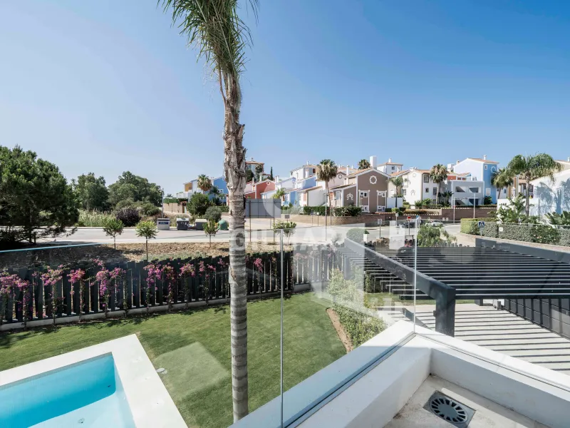 Villa in Estepona Este - Málaga