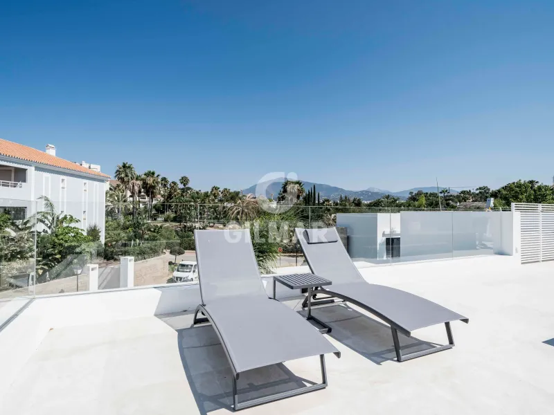 Villa in Estepona Este - Málaga