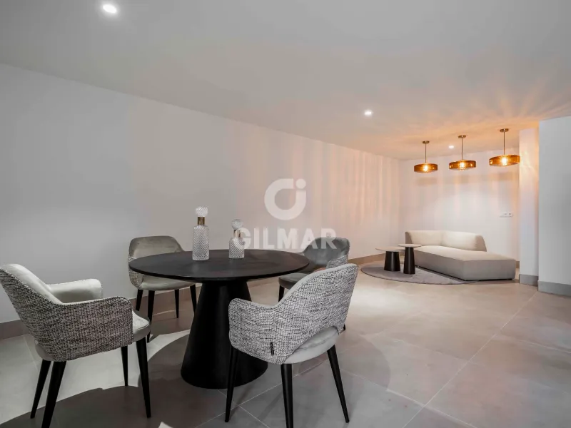 Villa in Estepona Este - Málaga