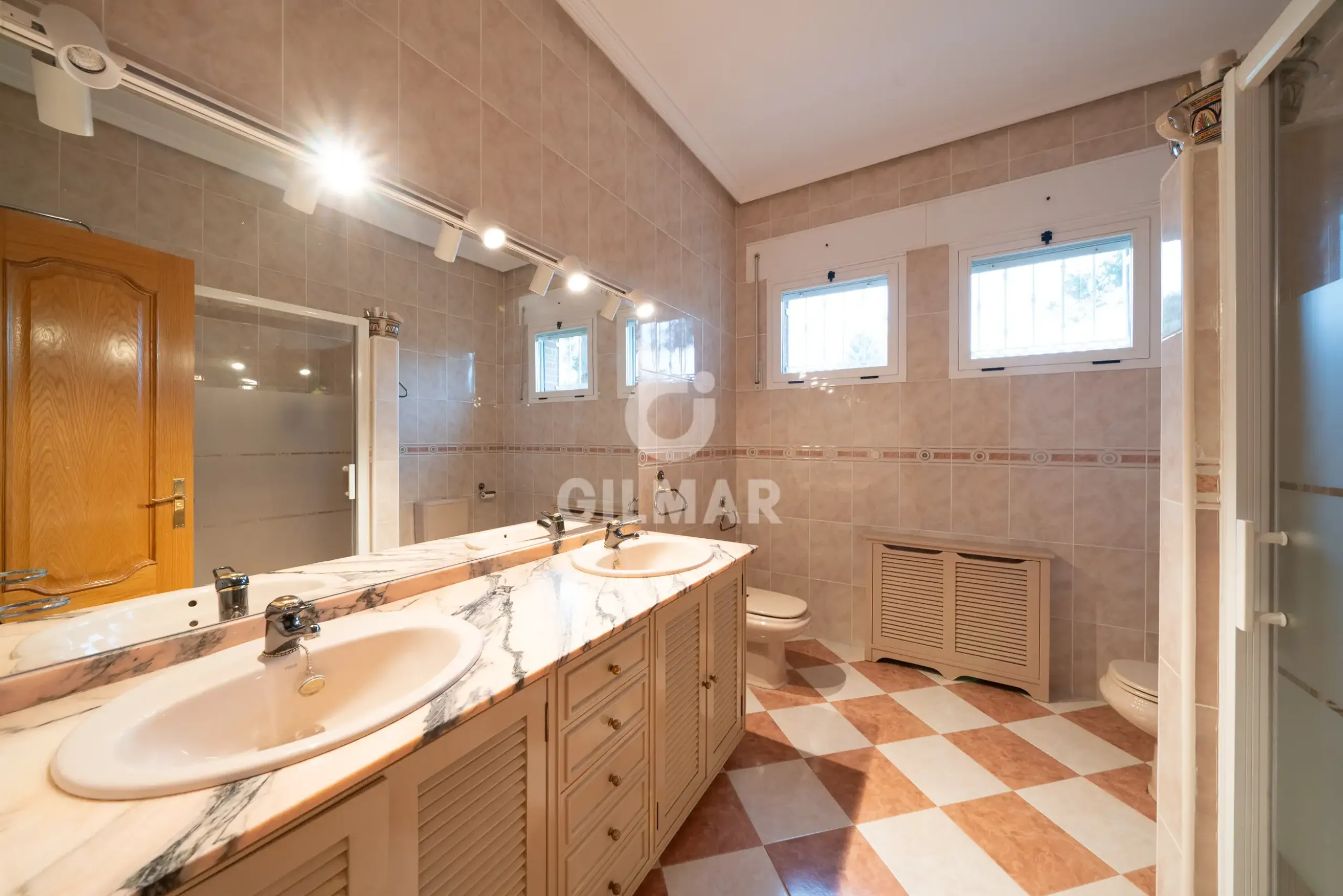Chalet Independiente en Algete - Madrid