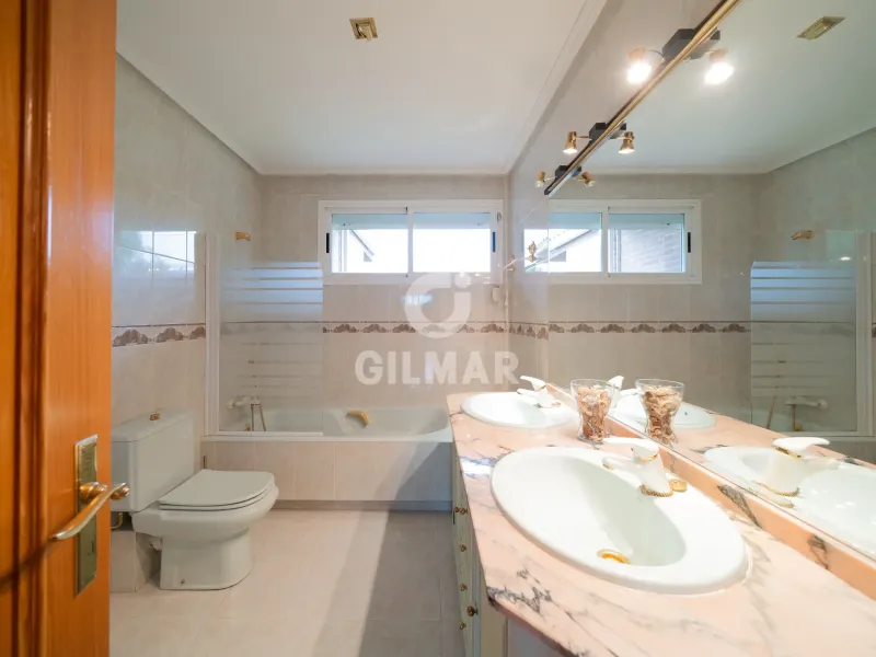 Chalet Independiente en Algete - Madrid