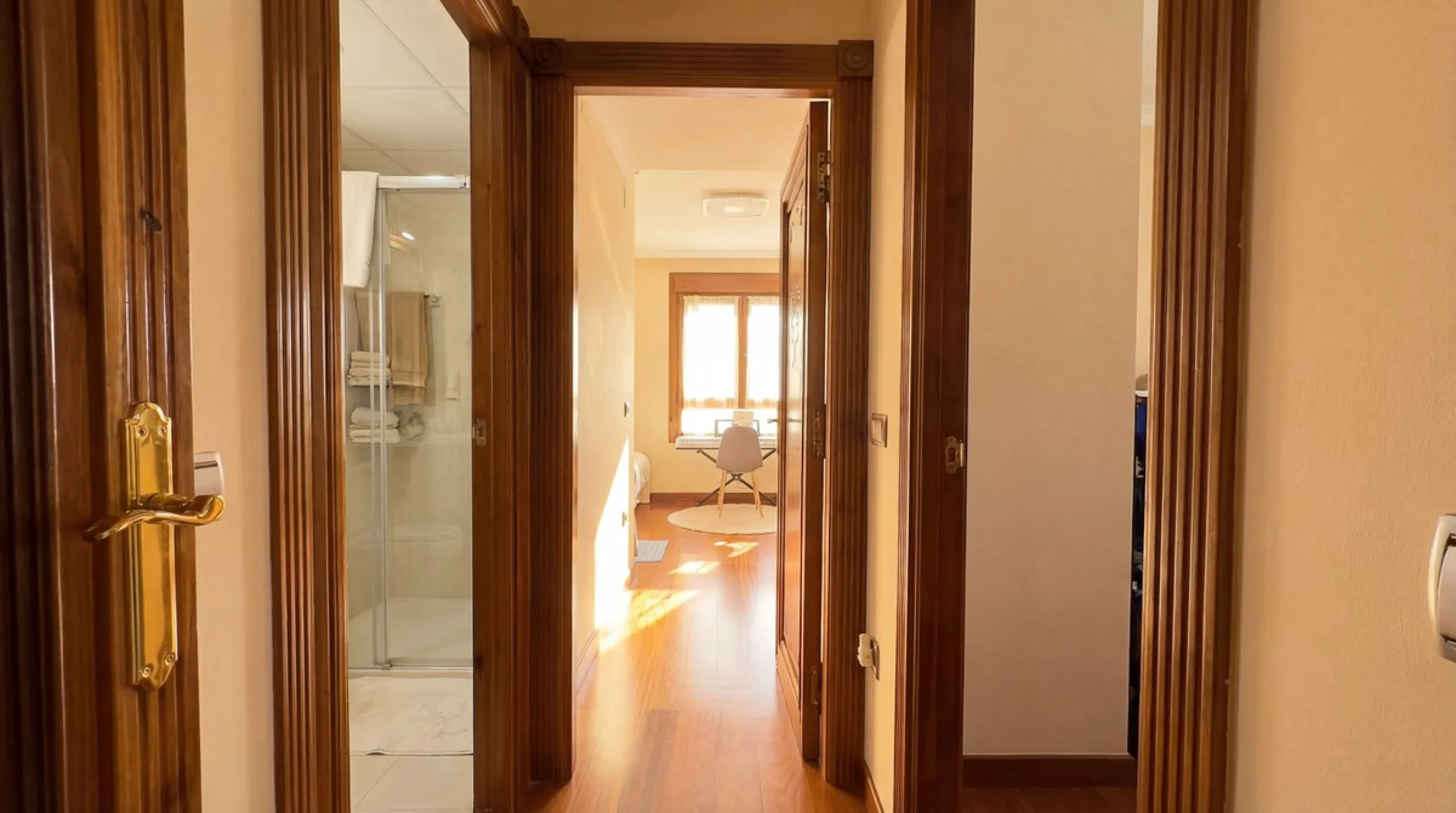 Spacious and stylish apartment with rooftop terrace and additional living level in the heart of Ronda