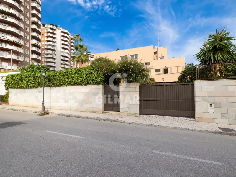 Chalet Independiente en Málaga Este - Málaga