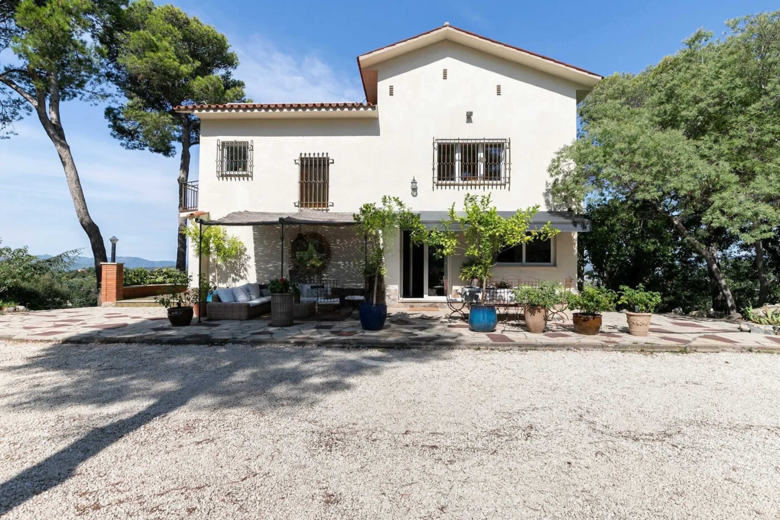 Exclusive House in La Floresta