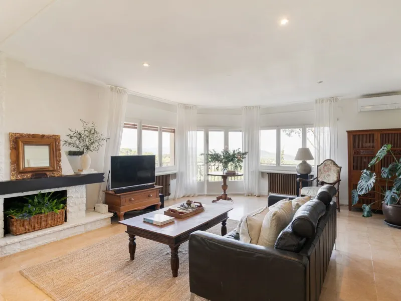 Exclusive House in La Floresta