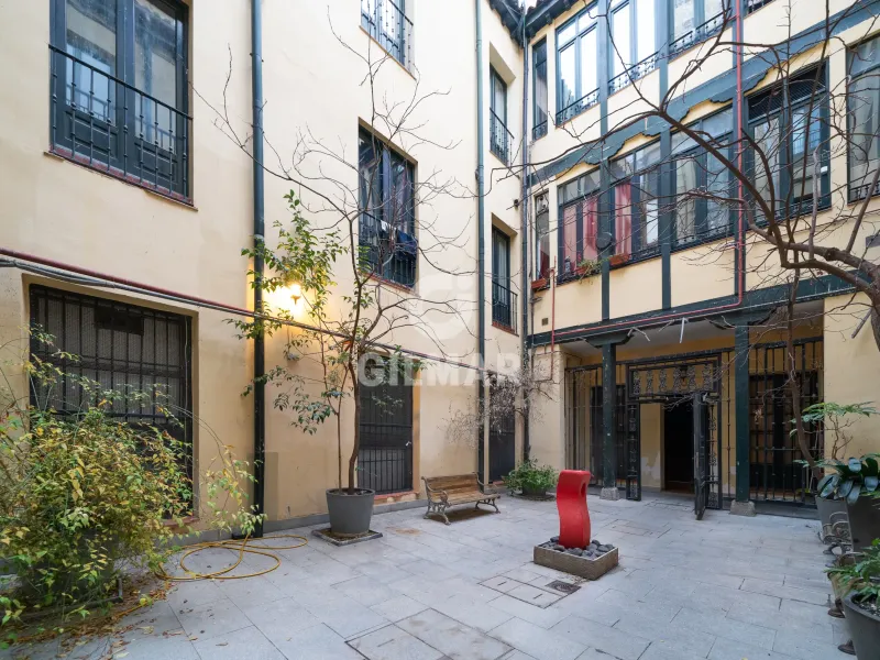 Ático-Dúplex en Chueca - Madrid