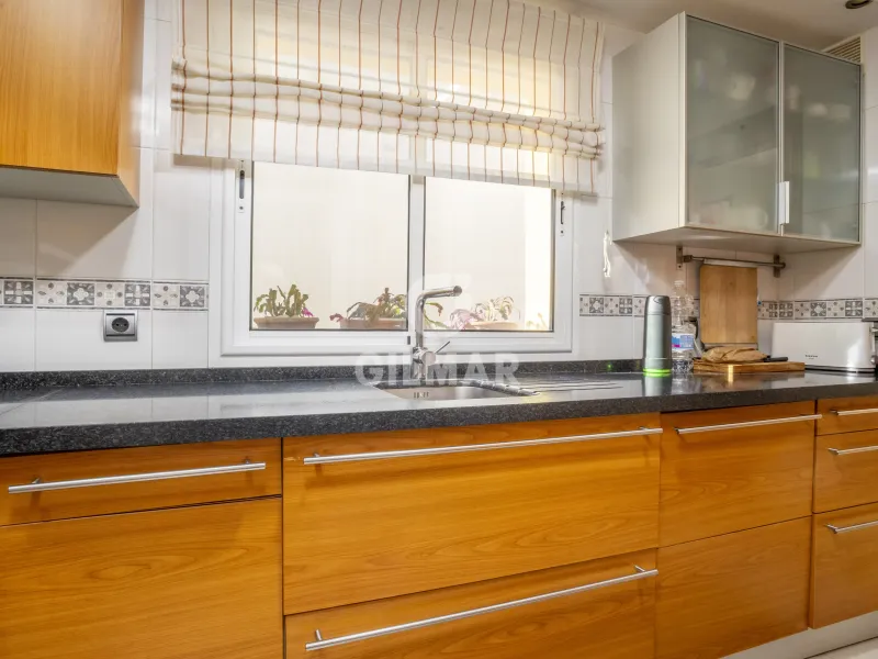 Semi-detached house in Estepona - Málaga