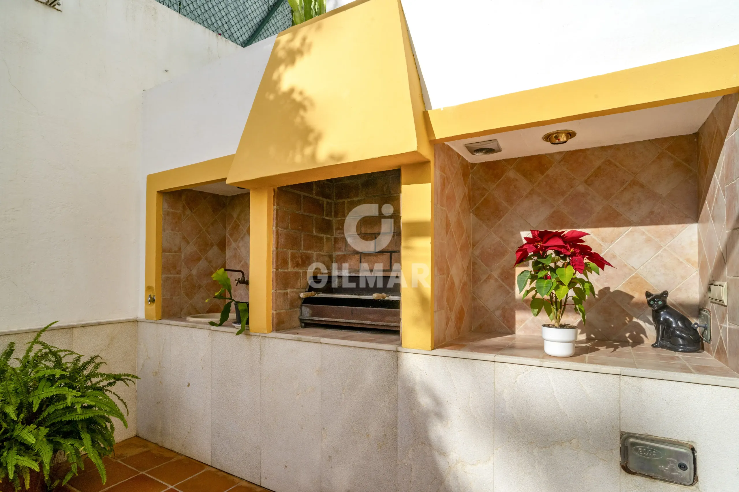 Semi-detached house in Estepona - Málaga