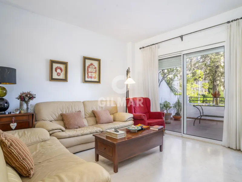 Semi-detached house in Estepona - Málaga
