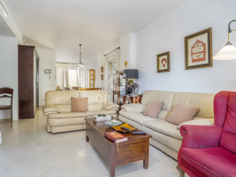 Semi-detached house in Estepona - Málaga