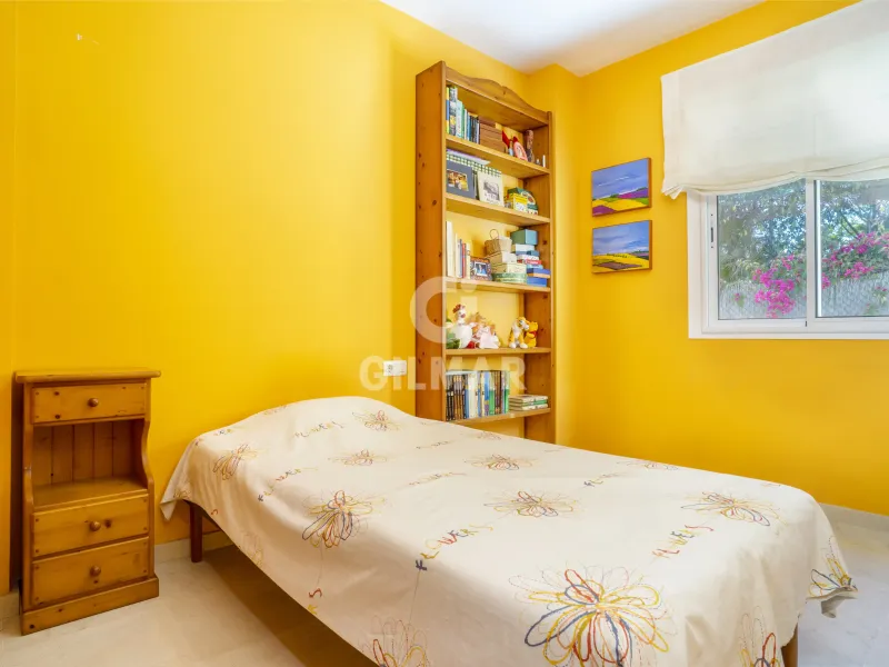 Semi-detached house in Estepona - Málaga