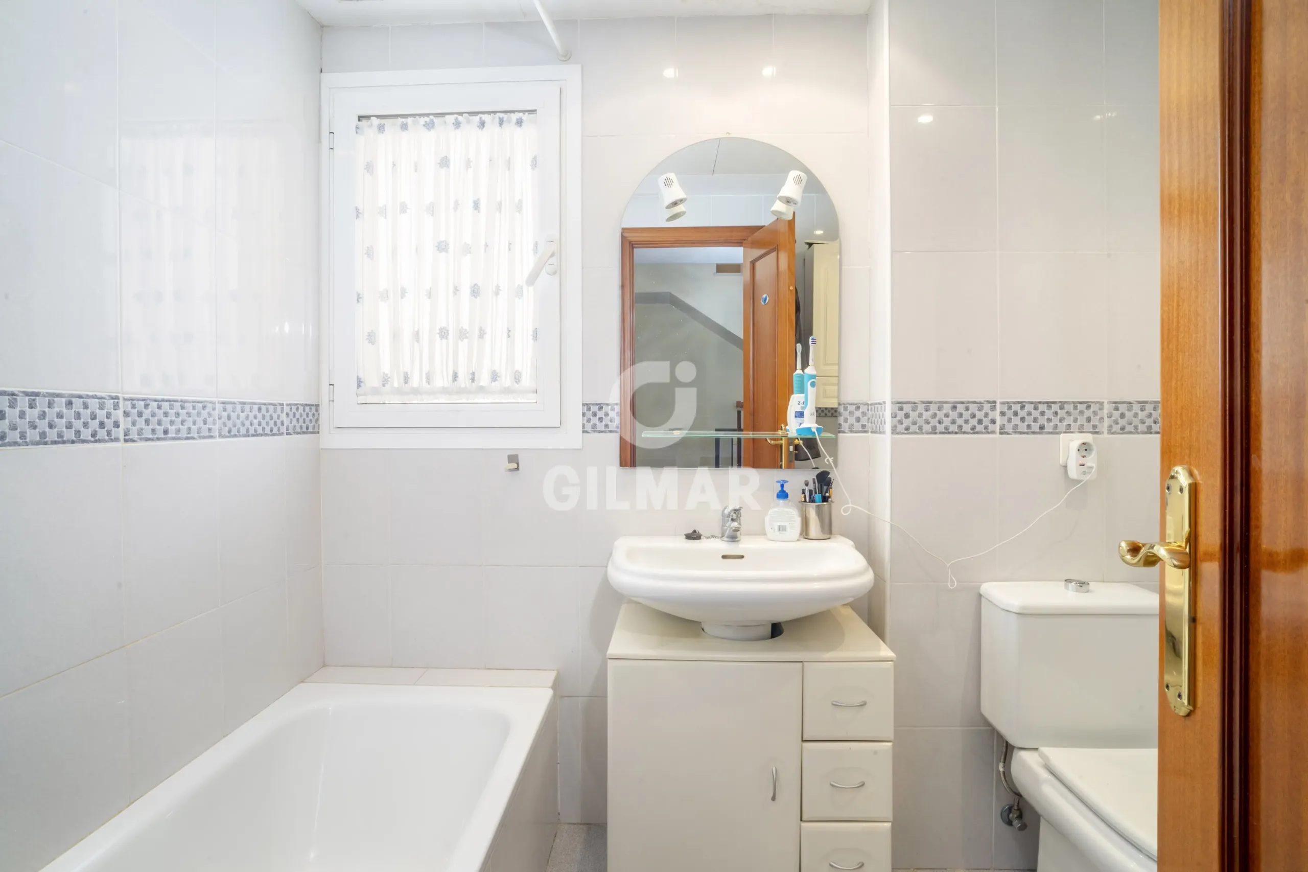 Semi-detached house in Estepona - Málaga