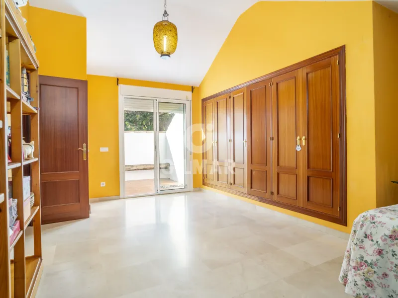 Semi-detached house in Estepona - Málaga