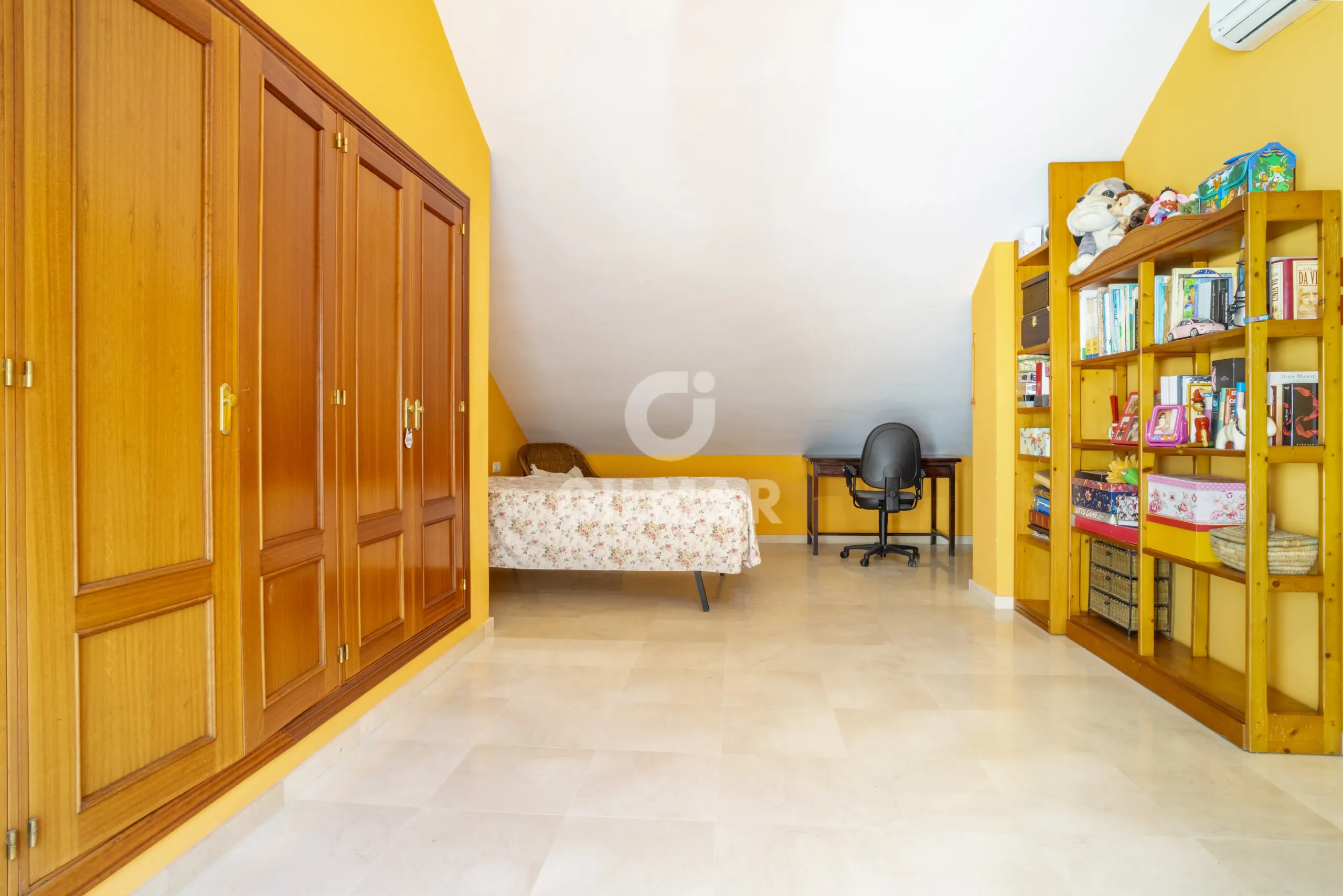 Semi-detached house in Estepona - Málaga
