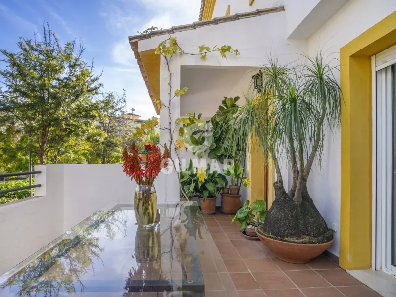 Semi-detached house in Estepona - Málaga