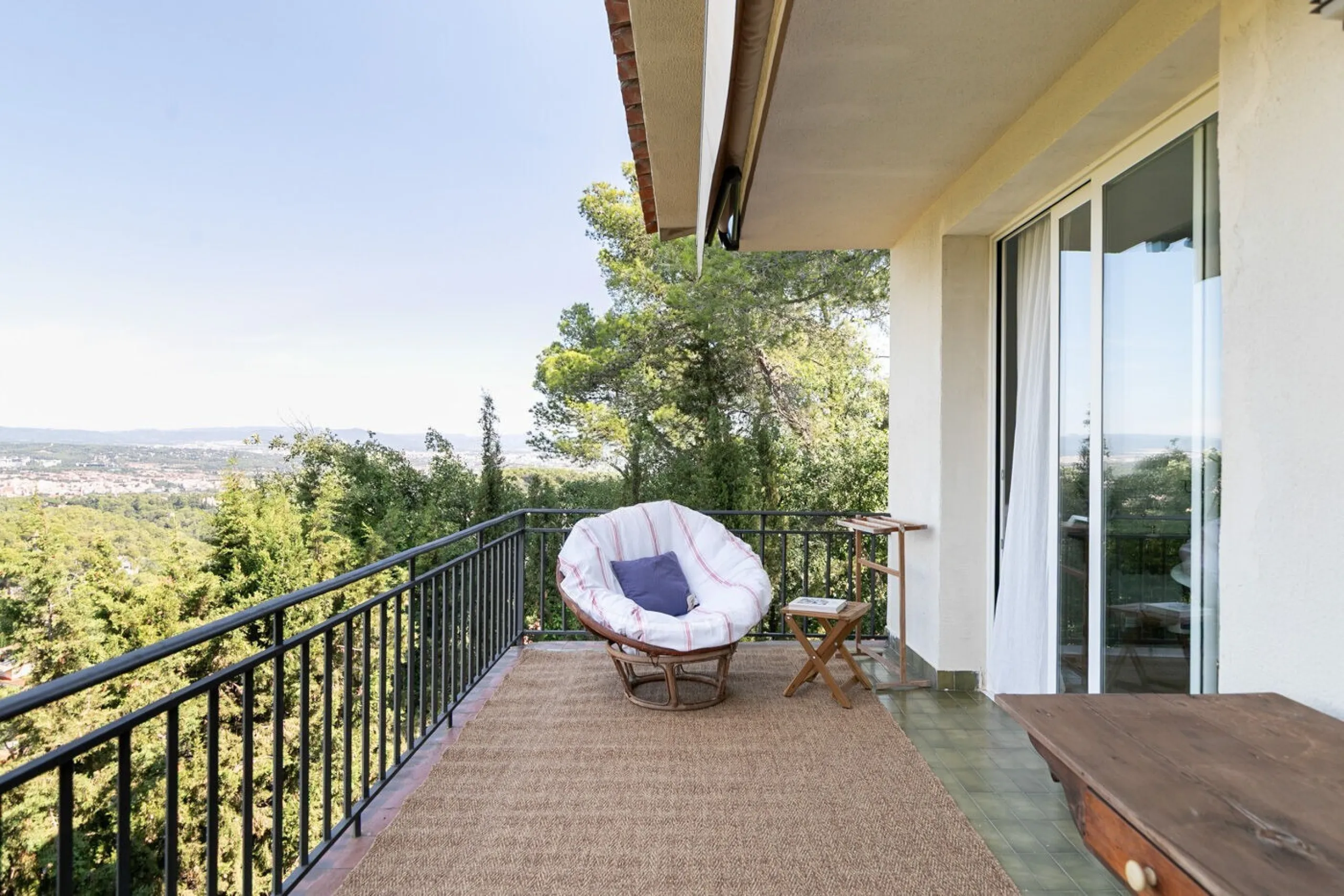 Exclusive House in La Floresta