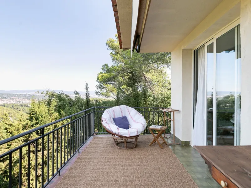 Exclusive House in La Floresta