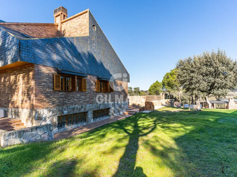 Villa in Villanueva de La Cañada - Madrid
