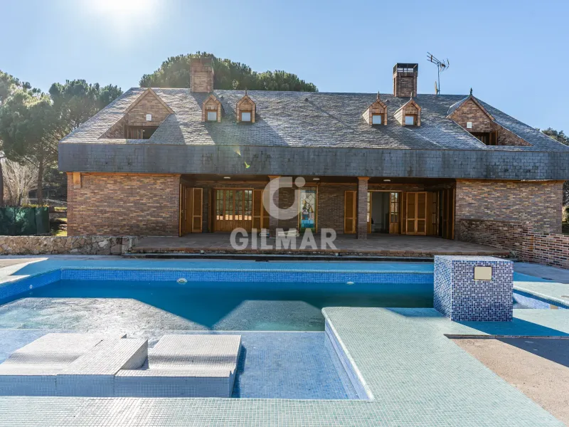 Villa in Villanueva de La Cañada - Madrid