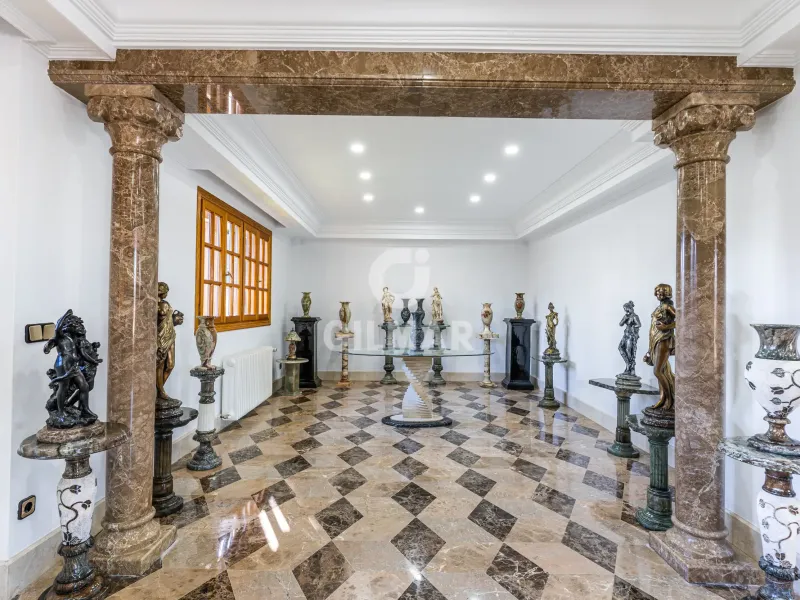 Villa in Villanueva de La Cañada - Madrid