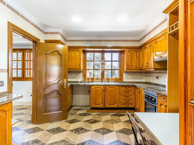 Villa in Villanueva de La Cañada - Madrid