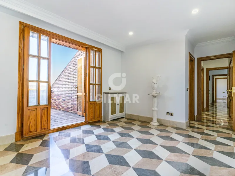 Villa in Villanueva de La Cañada - Madrid