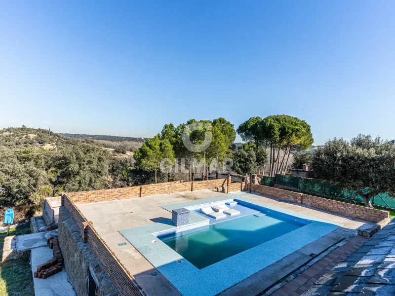 Villa in Villanueva de La Cañada - Madrid