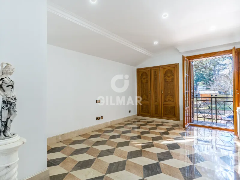 Villa in Villanueva de La Cañada - Madrid