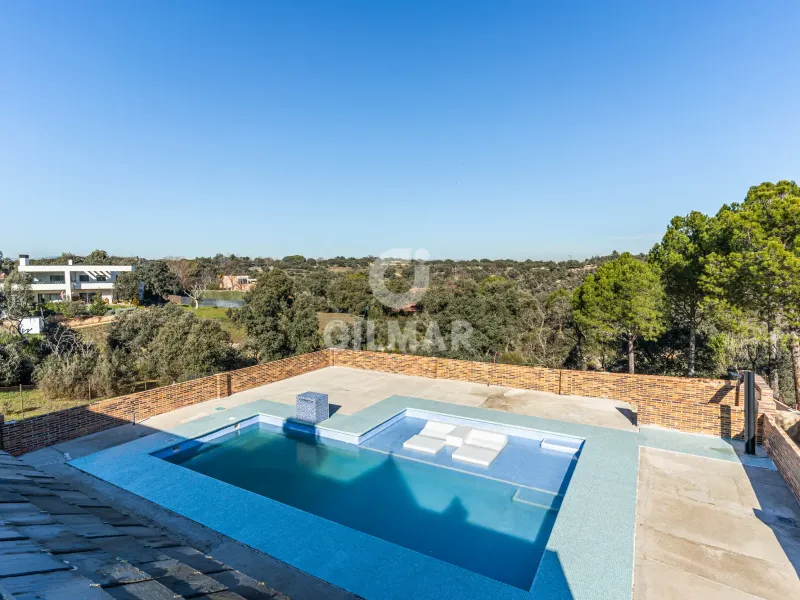 Villa in Villanueva de La Cañada - Madrid