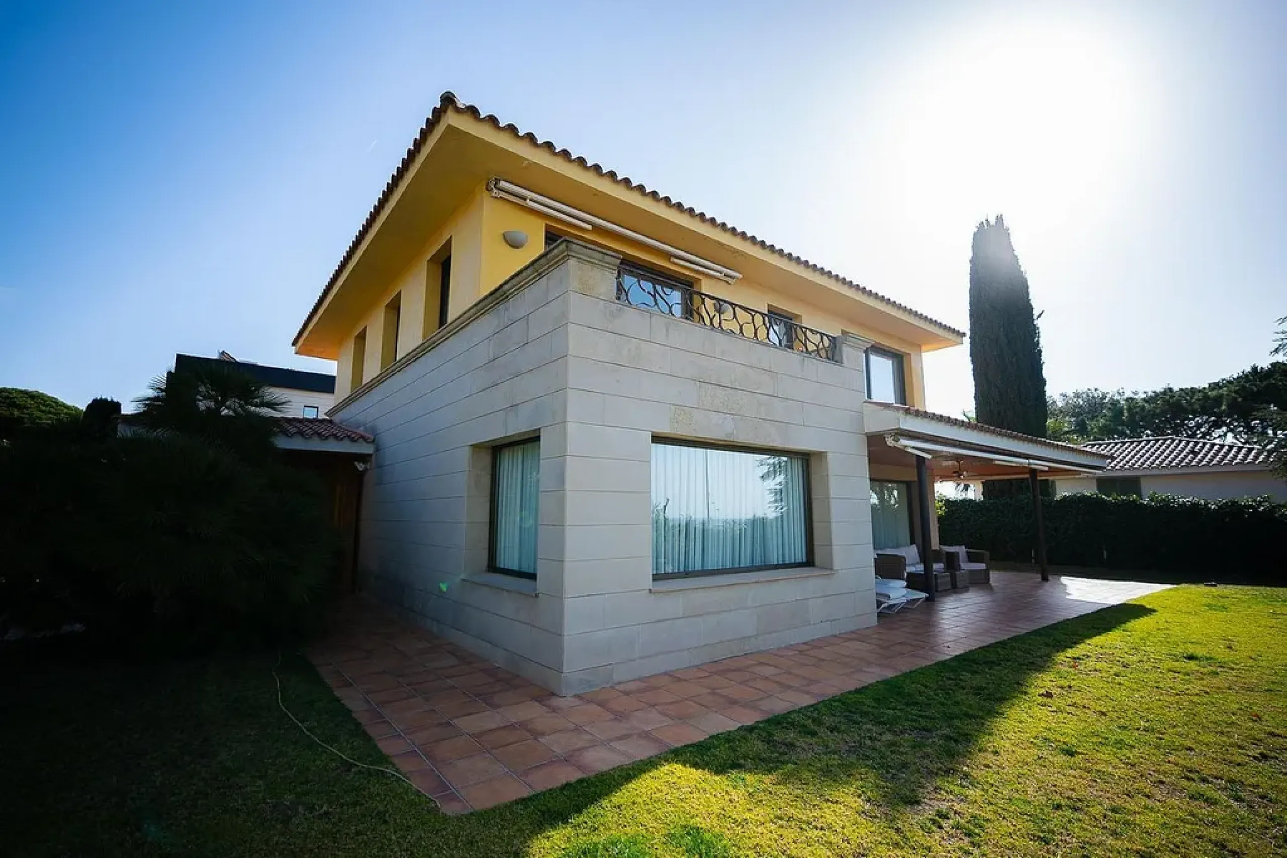Impressive Villa in Can Teixidó, Alella, Barcelona