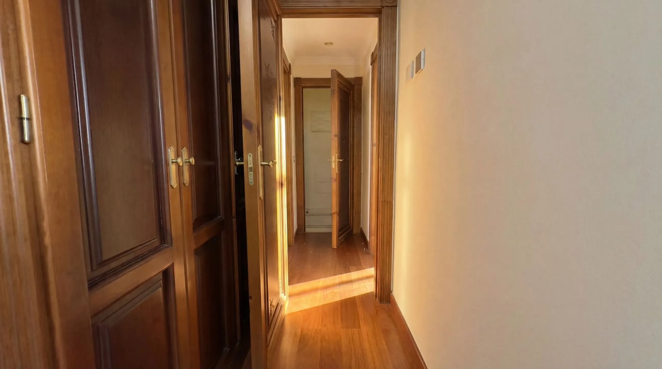 Spacious and stylish apartment with rooftop terrace and additional living level in the heart of Ronda
