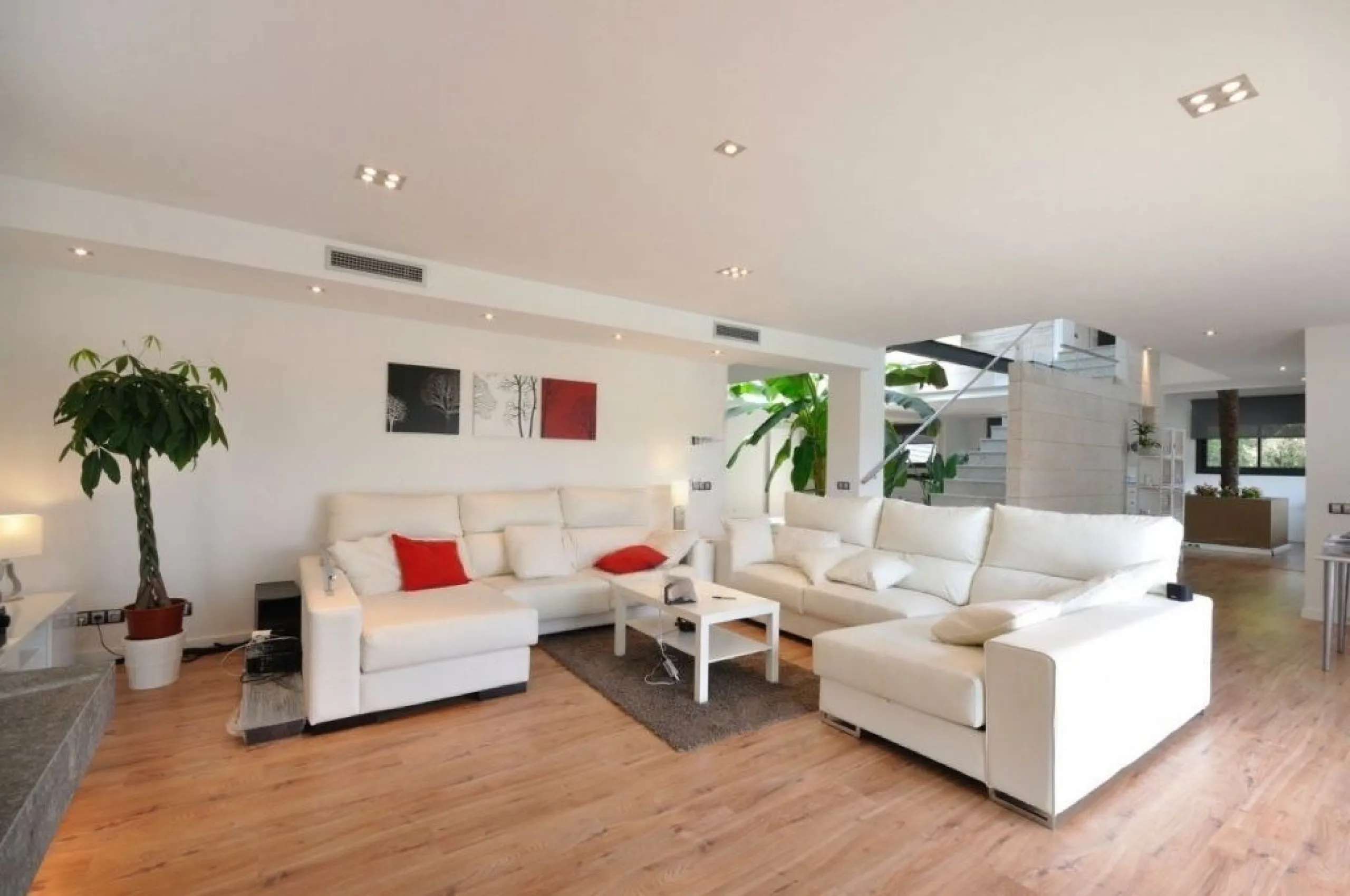 Exclusive Luxury Villa Next to Vallromanes Golf Club, Barcelona