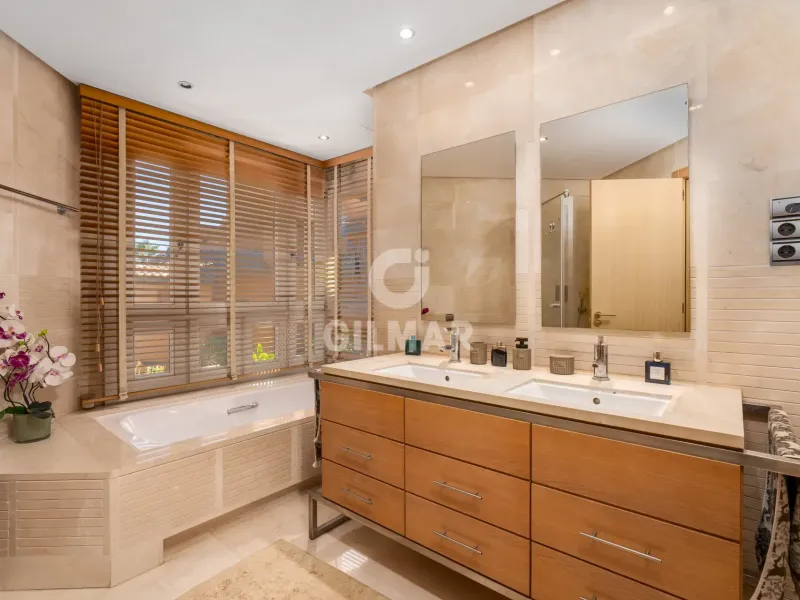 Apartment in Milla de Oro - Marb. Club - Málaga