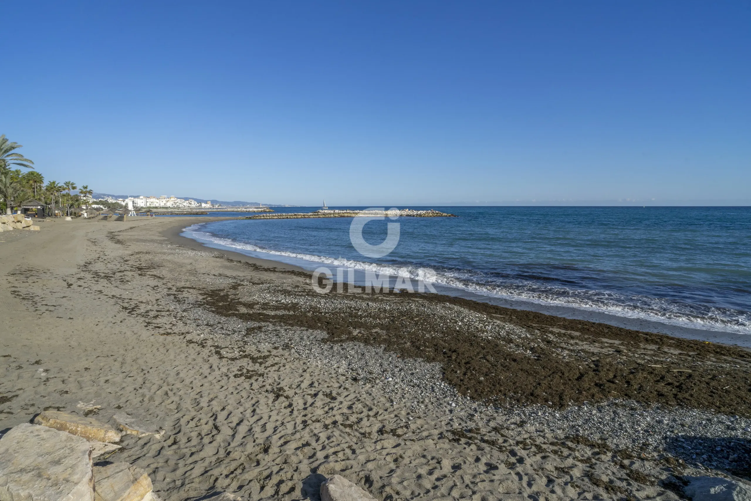 Apartment in Nueva Andalucía - Málaga