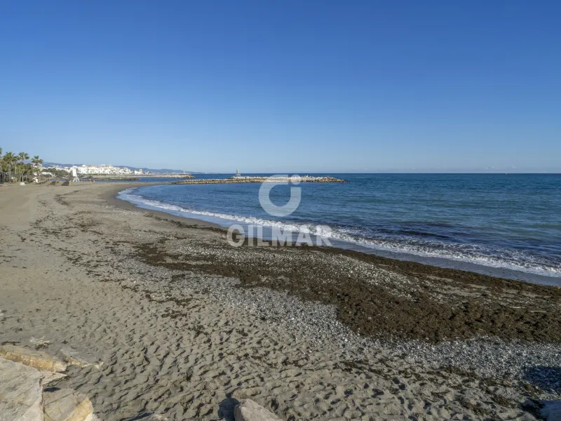 Apartment in Nueva Andalucía - Málaga