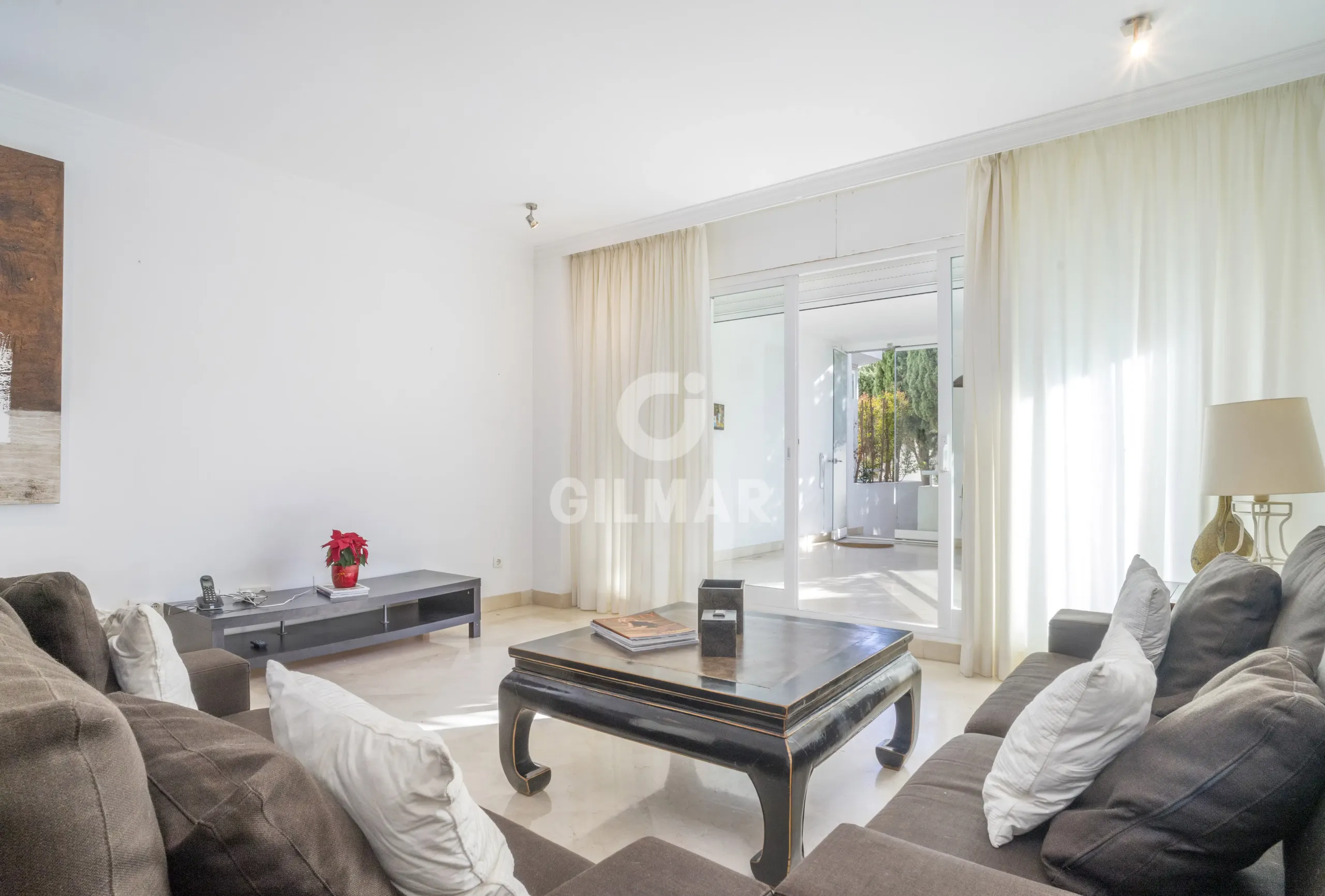 Apartment in Nueva Andalucía - Málaga