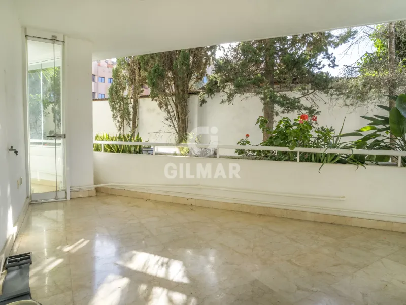 Apartment in Nueva Andalucía - Málaga