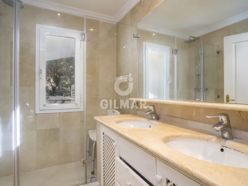 Apartment in Nueva Andalucía - Málaga
