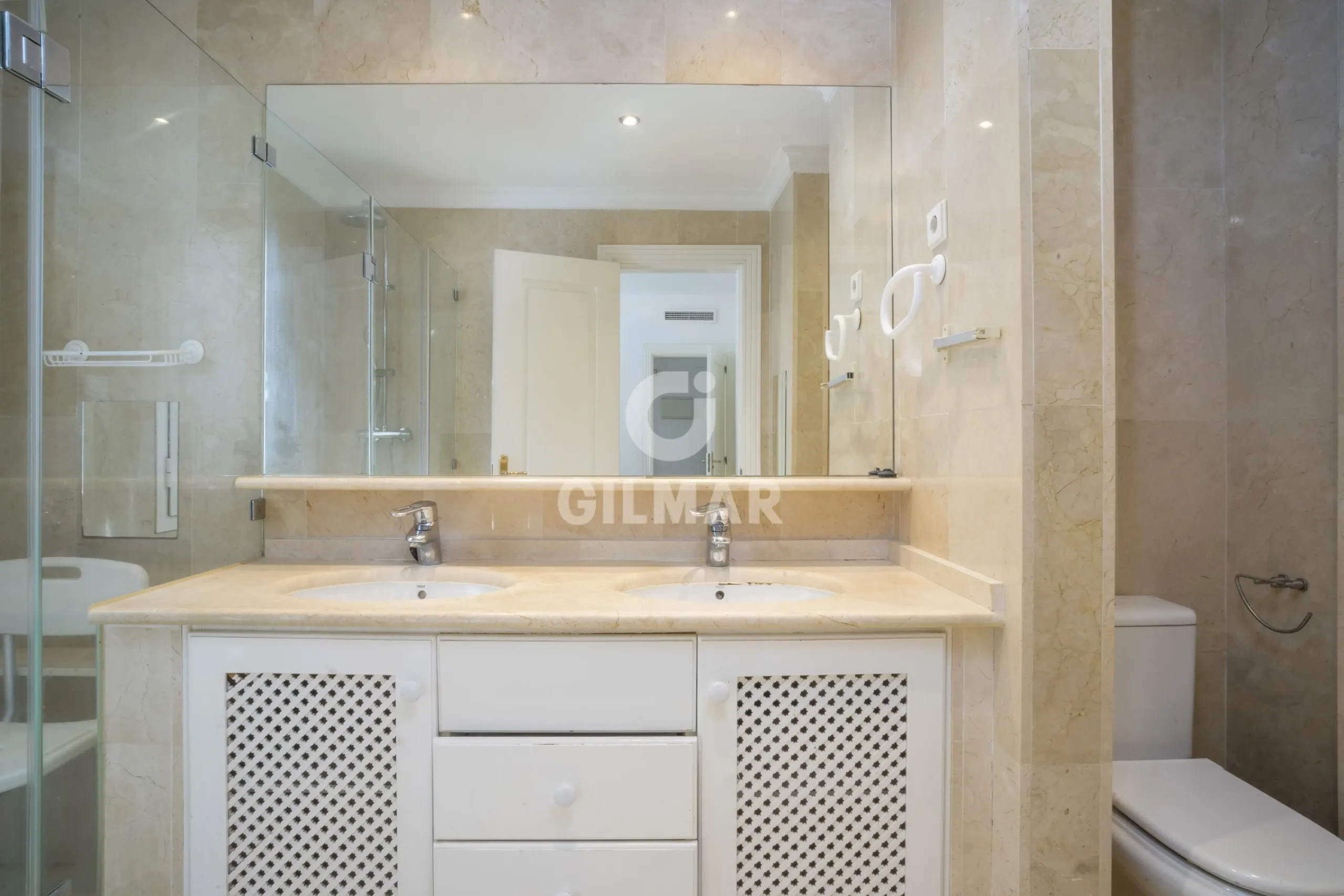 Apartment in Nueva Andalucía - Málaga