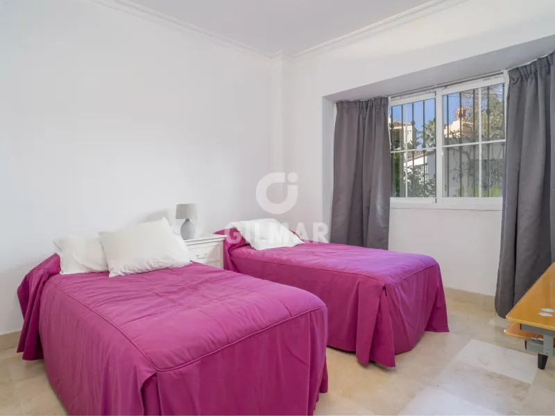 Apartment in Nueva Andalucía - Málaga
