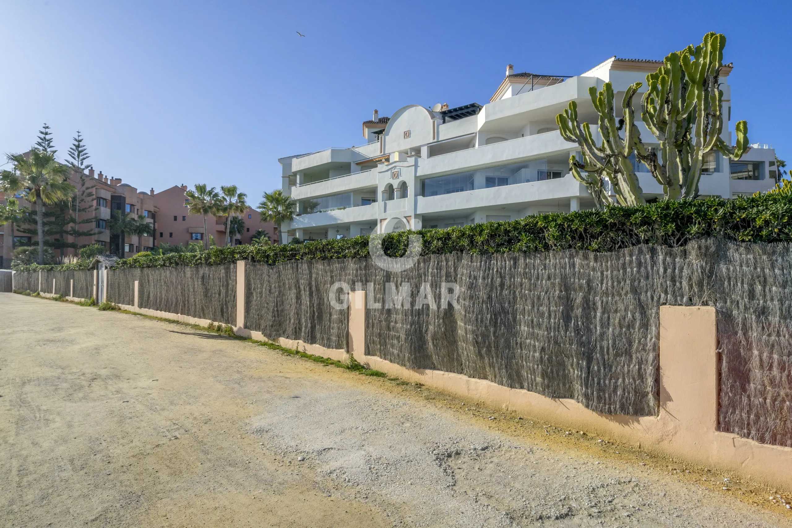 Apartment in Nueva Andalucía - Málaga
