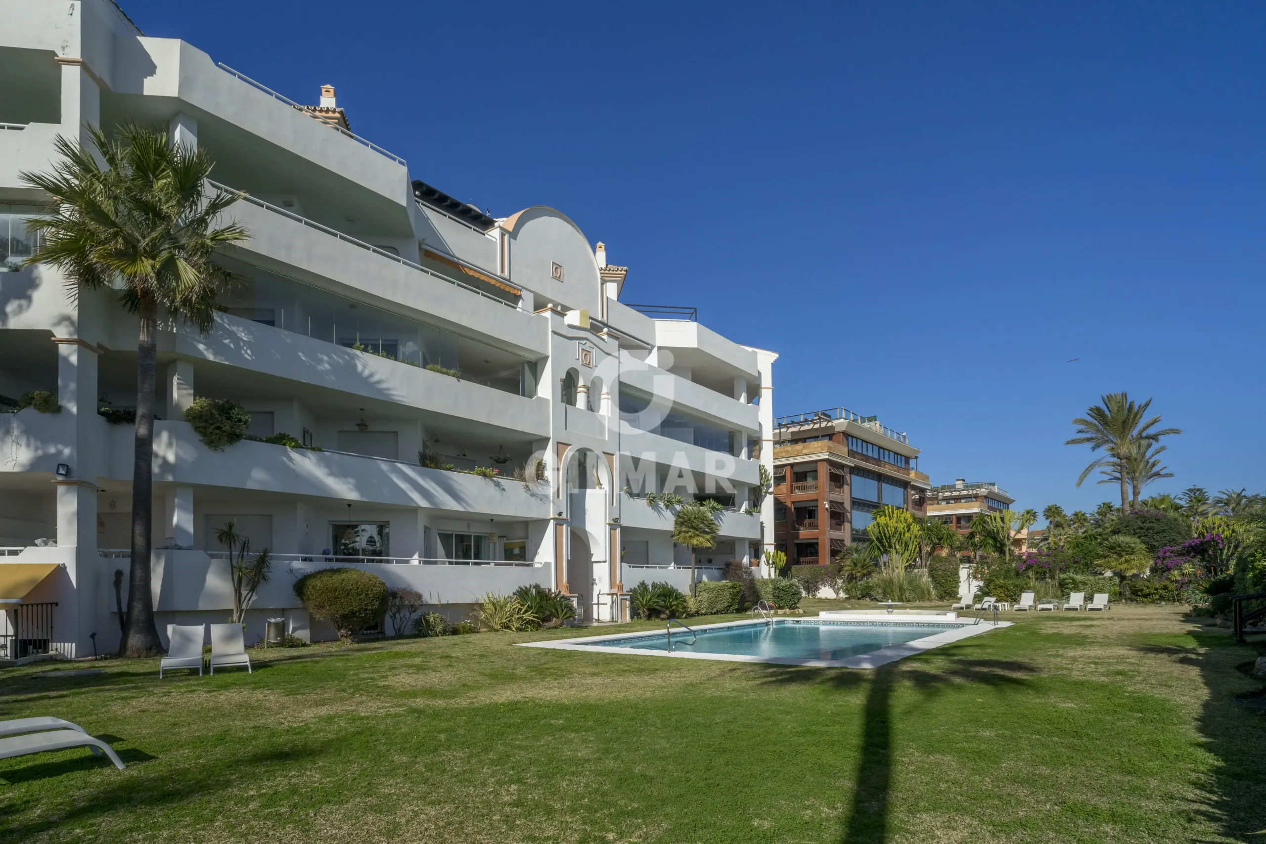 Apartment in Nueva Andalucía - Málaga
