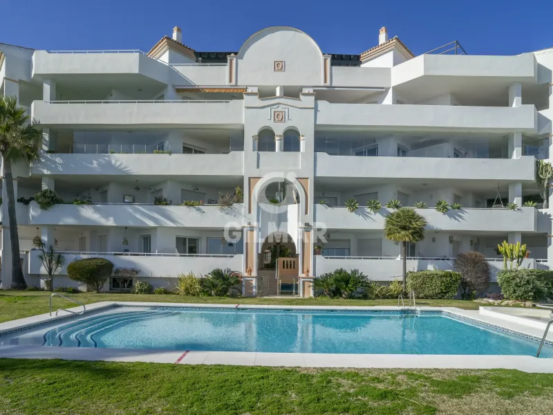 Apartment in Nueva Andalucía - Málaga