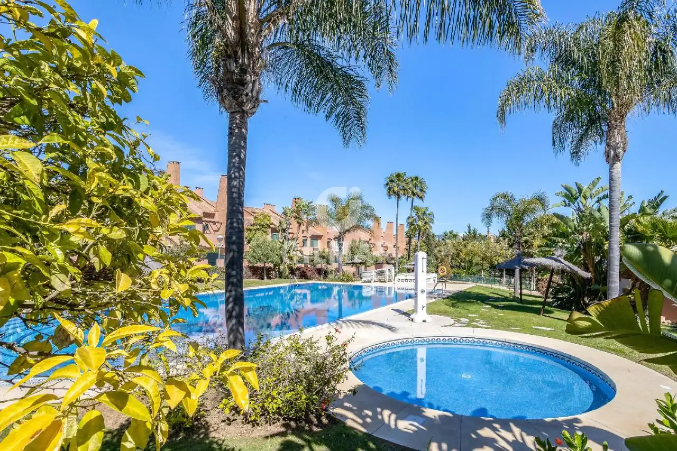 Townhouse in Marbella Este - Málaga