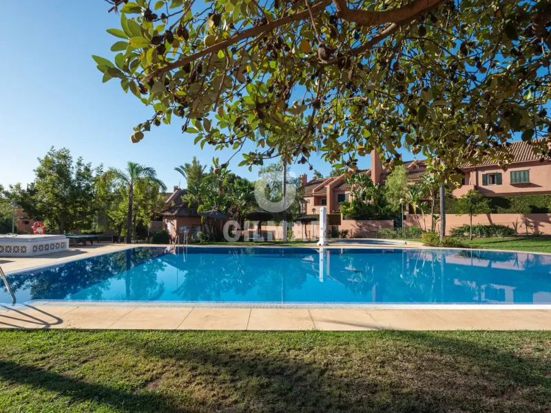 Townhouse in Marbella Este - Málaga