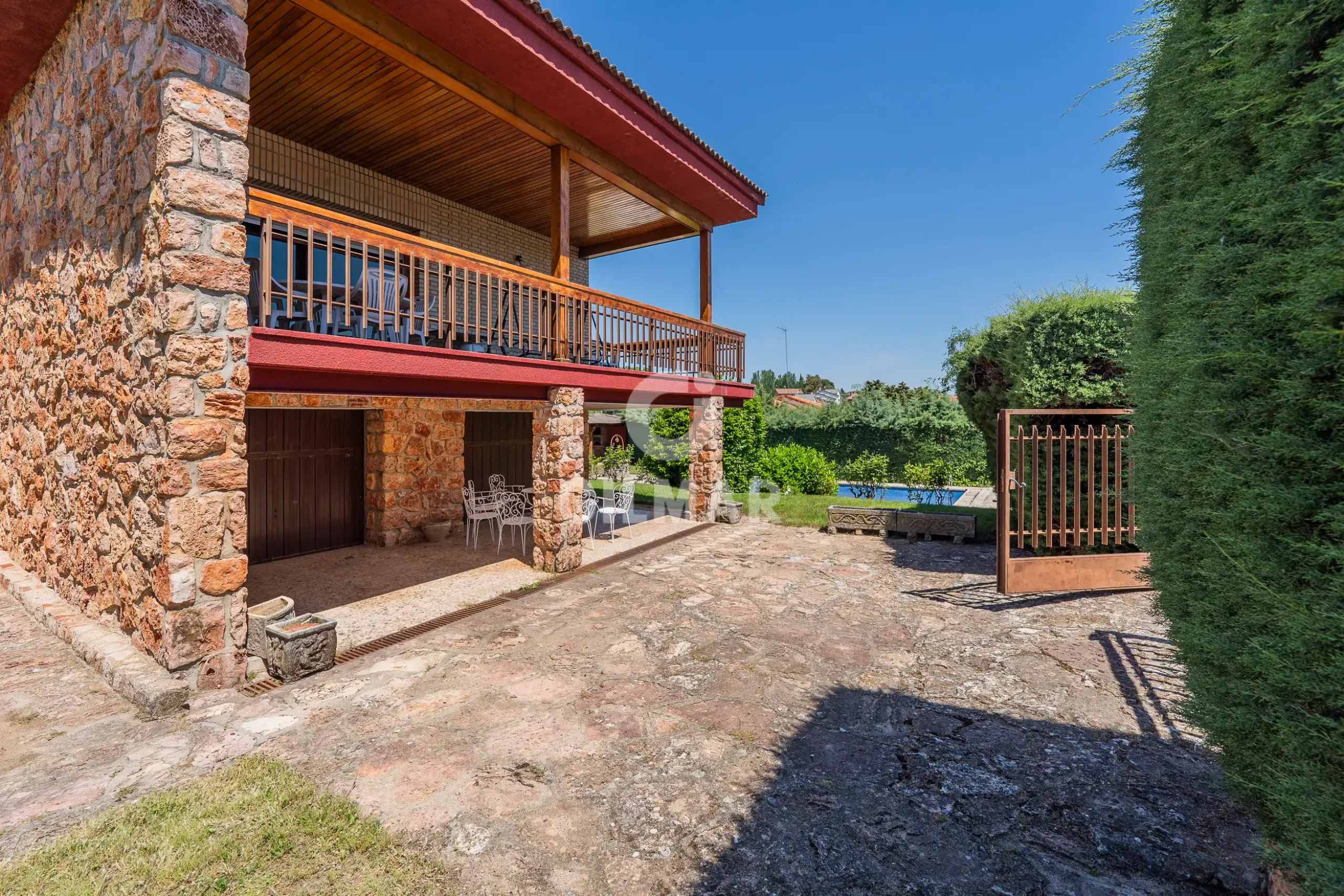 Villa in El Molar - Madrid