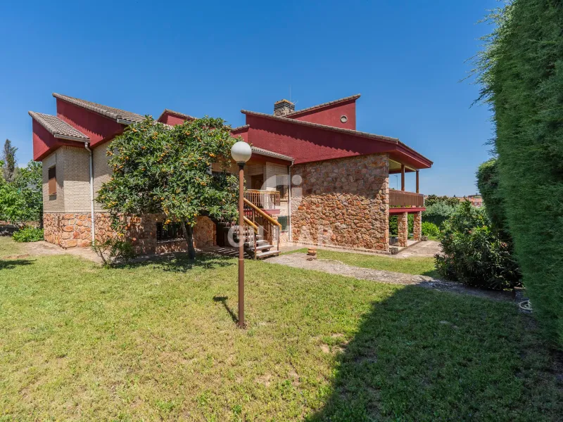 Villa in El Molar - Madrid