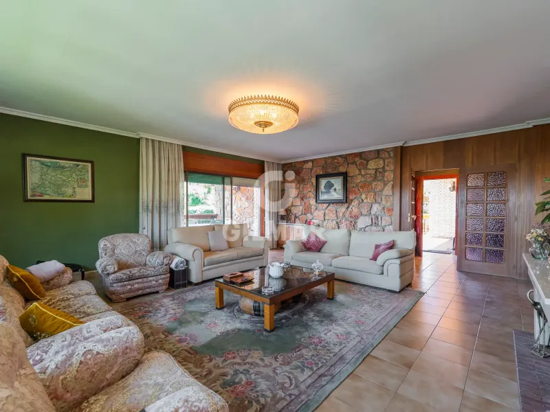 Villa in El Molar - Madrid