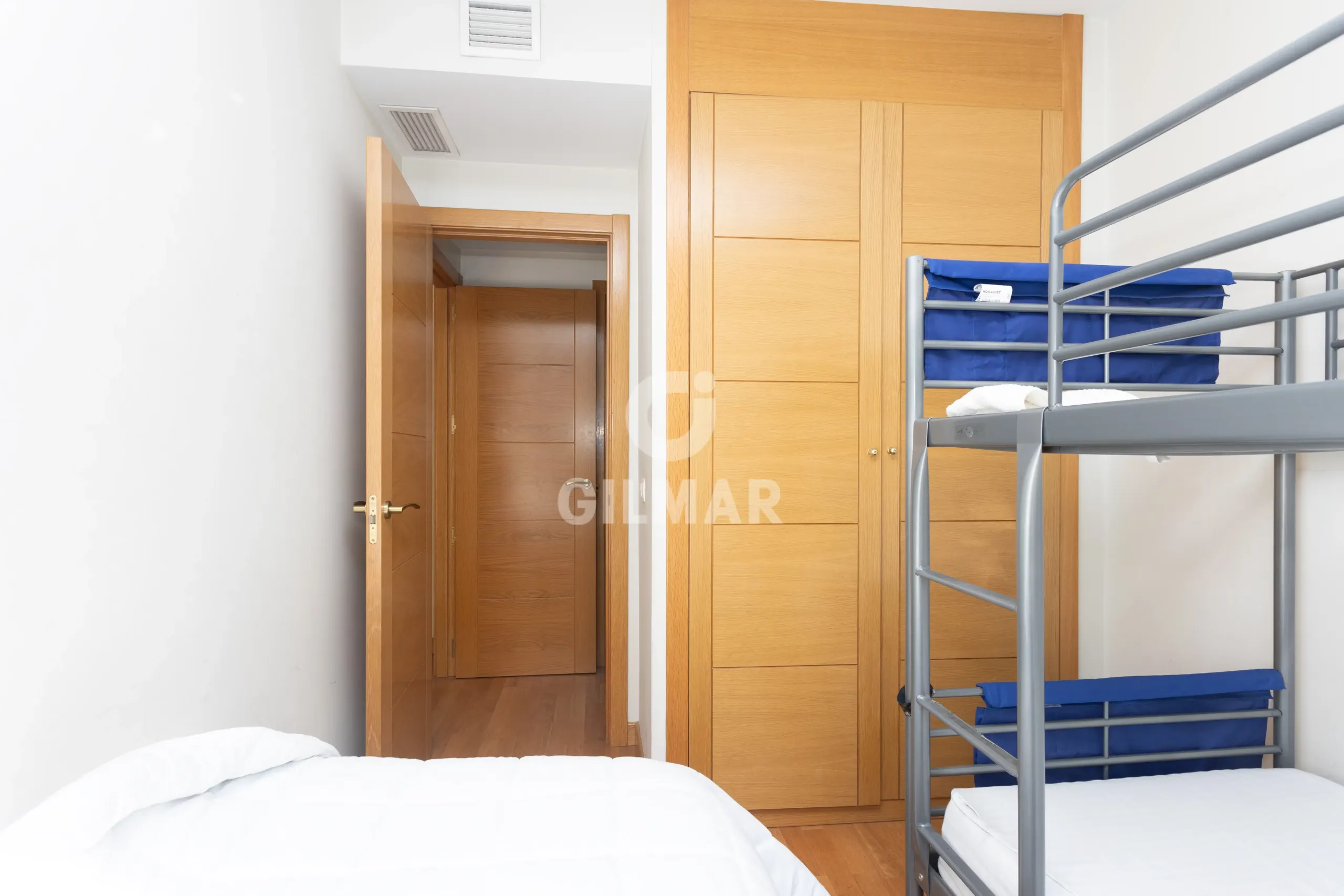 Ground floor apartment in Peñagrande - Madrid